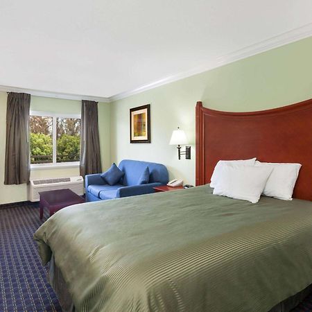 Travelodge By Wyndham Orange County Airport/ Costa Mesa Exteriör bild