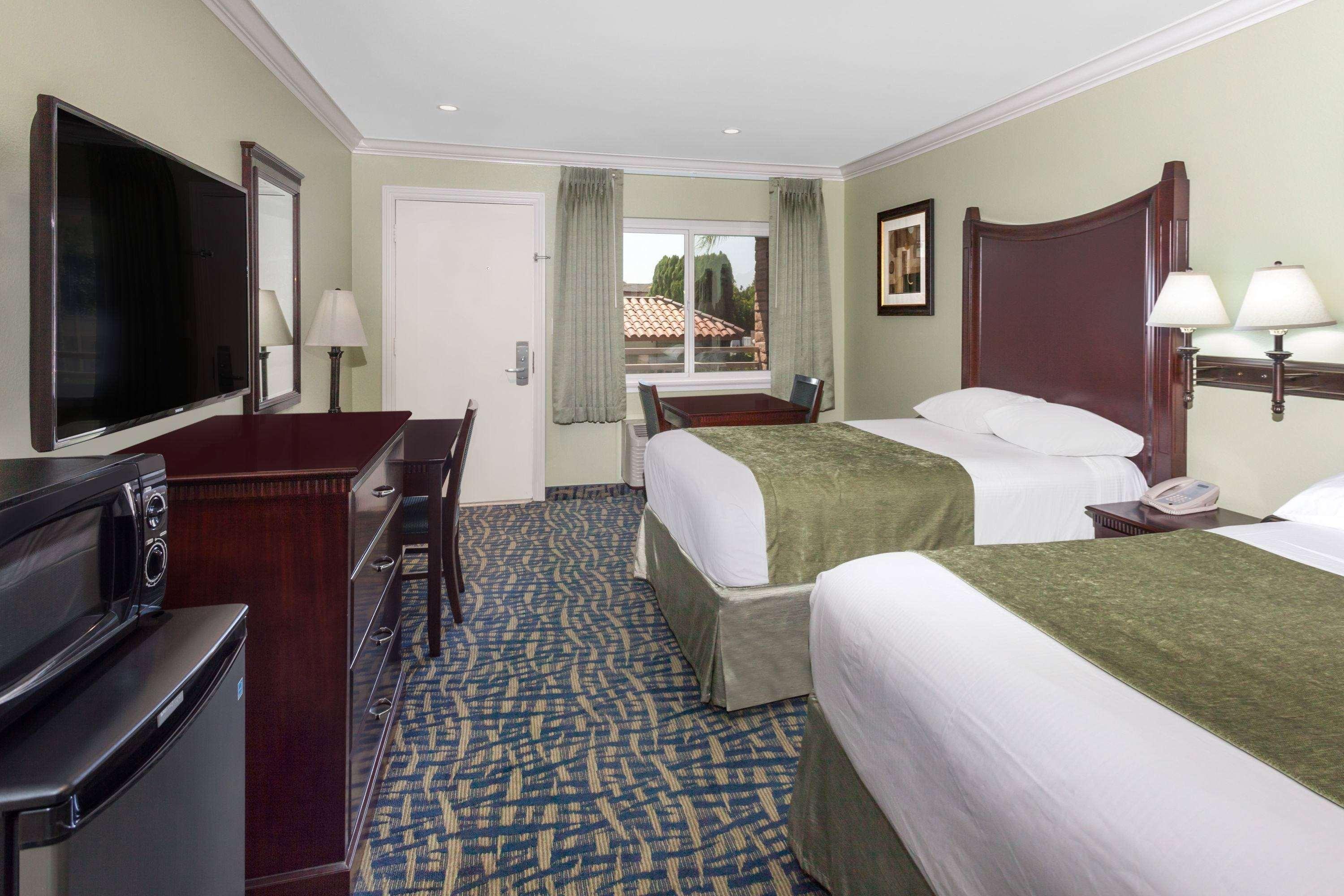 Travelodge By Wyndham Orange County Airport/ Costa Mesa Exteriör bild